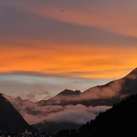 Stubaiblick * Нойштифт-им-Штубайталь