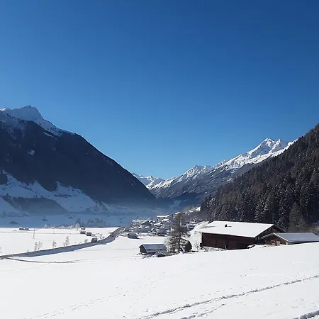Stubaiblick * Neustift im Stubaital