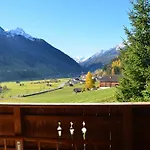 Stubaiblick Casa de Férias *